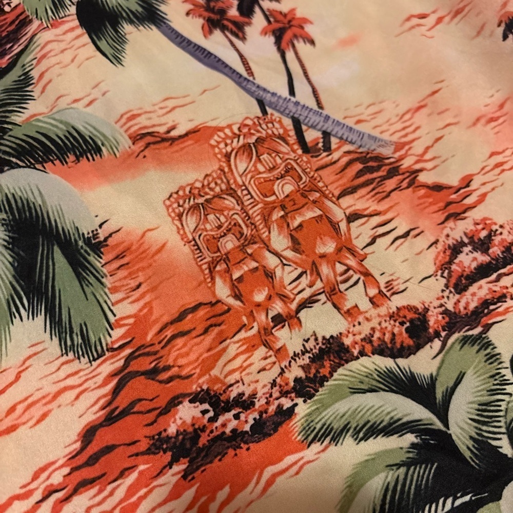 Tropical Hawaiian Print Men's Button Up Shirt SET OF 2! - Picture 5 of 12